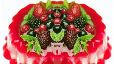 Roter Pudding mit Früchten, Früchte, rot, Pudding
