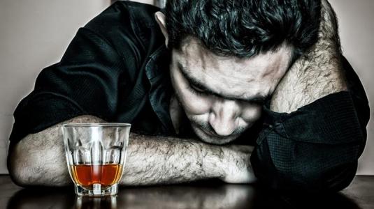 Die Behandlung vom Alkoholismus nab.tschelnach